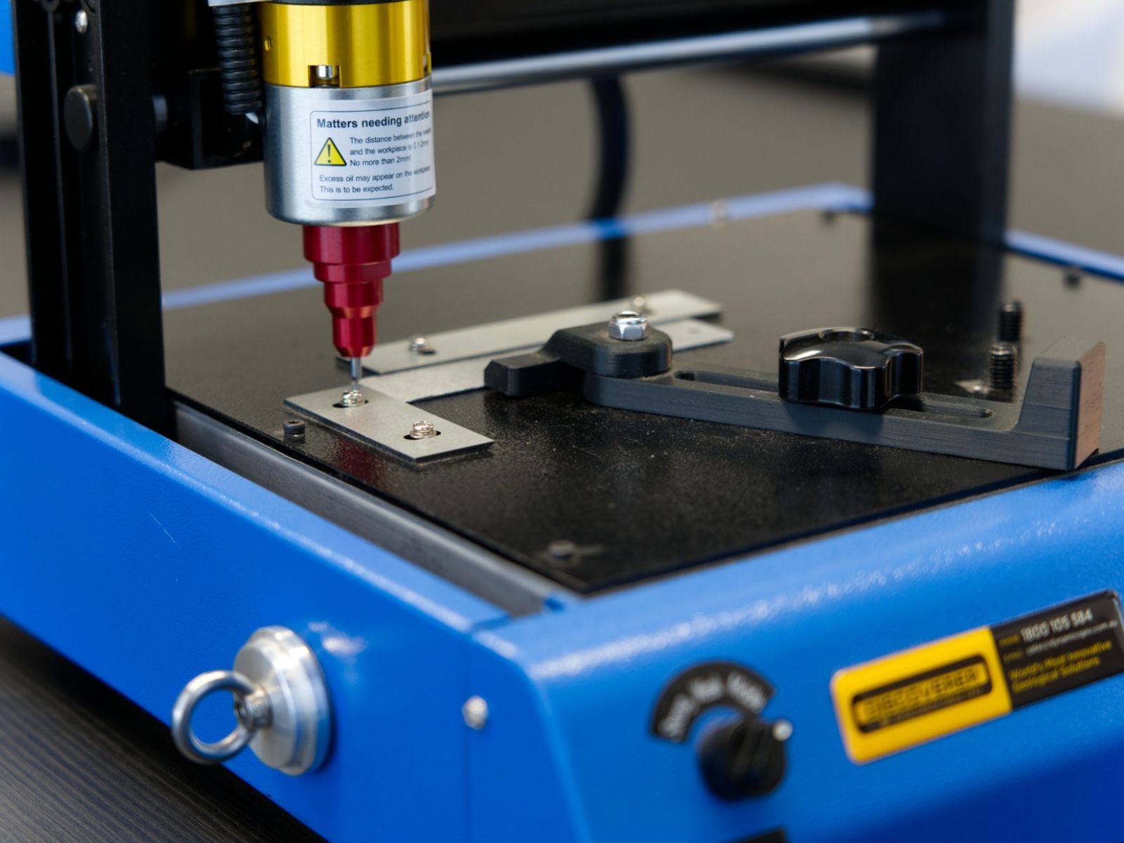 Discoverer Engraver 2 (2) || thumb 2